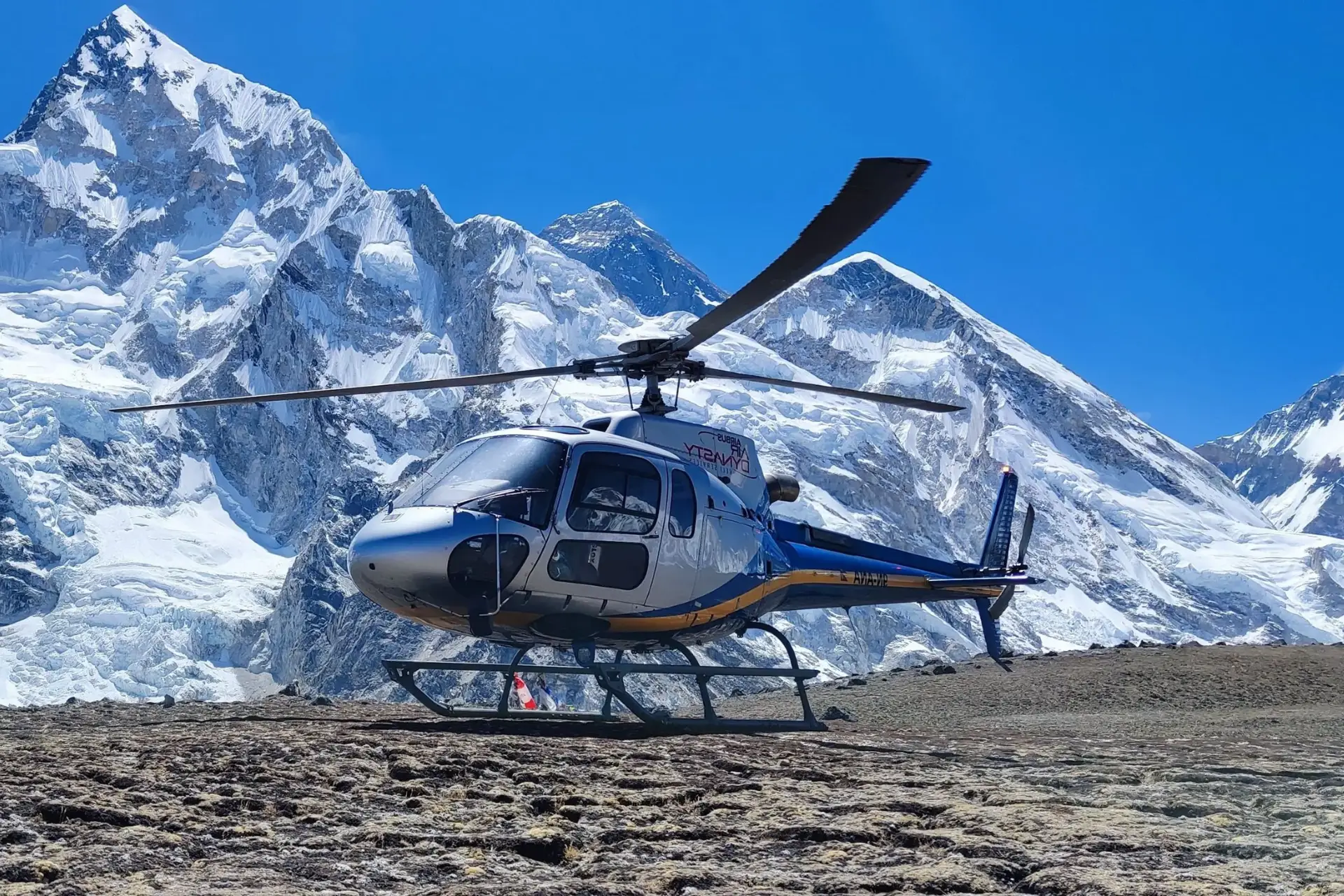 Panoramic view of the Everest Himalayas range from helicopter